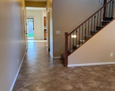 2972 E Franklin Avenue - Photo Thumbnail 11
