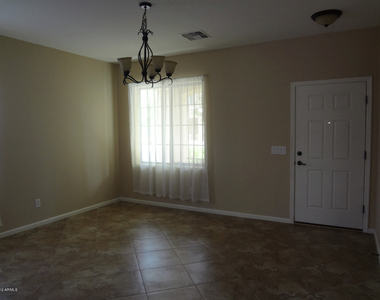 2972 E Franklin Avenue - Photo Thumbnail 12