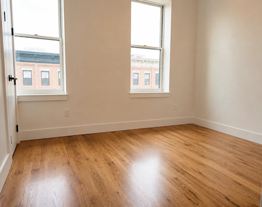 1710 Madison Street - Photo Thumbnail 7