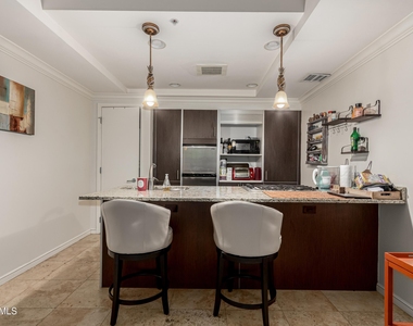 7137 E Rancho Vista Drive - Photo Thumbnail 7