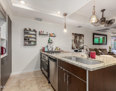 7137 E Rancho Vista Drive - Photo Thumbnail 10