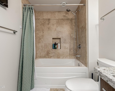 7137 E Rancho Vista Drive - Photo Thumbnail 15