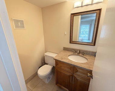 375 Mansfield I - Photo Thumbnail 10