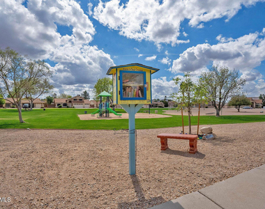 4451 W Creedance Boulevard - Photo Thumbnail 31