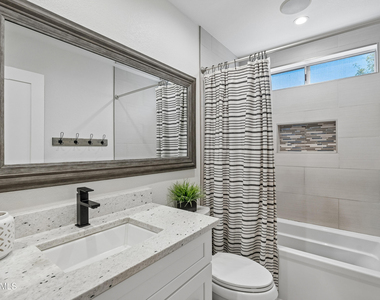 4451 W Creedance Boulevard - Photo Thumbnail 19