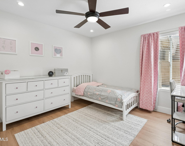 4451 W Creedance Boulevard - Photo Thumbnail 18