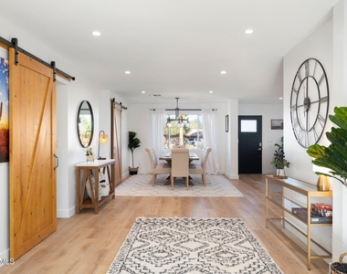 6749 E Wilshire Drive - Photo Thumbnail 15