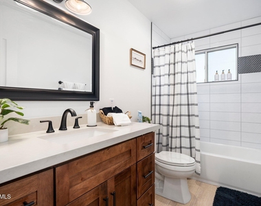 6749 E Wilshire Drive - Photo Thumbnail 22