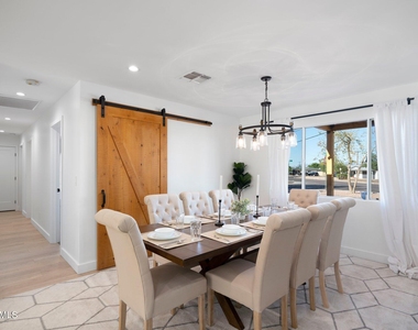 6749 E Wilshire Drive - Photo Thumbnail 5