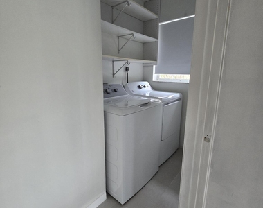800 Ibis Way - Photo Thumbnail 3