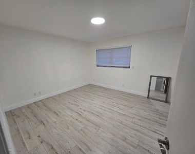 800 Ibis Way - Photo Thumbnail 6