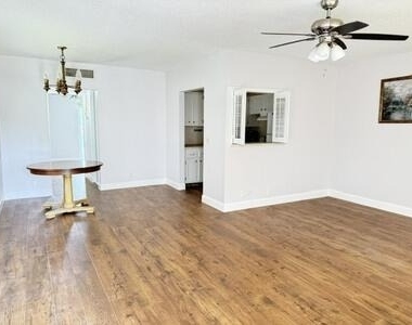 21 Waltham A - Photo Thumbnail 6