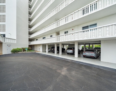 301 Lake Shore Drive - Photo Thumbnail 39