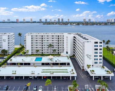 301 Lake Shore Drive - Photo Thumbnail 41
