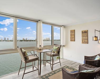 301 Lake Shore Drive - Photo Thumbnail 15