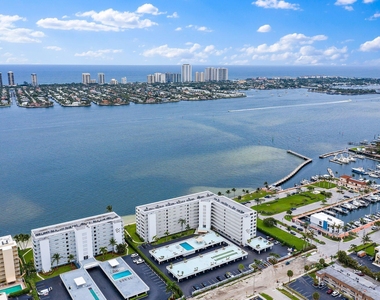 301 Lake Shore Drive - Photo Thumbnail 52