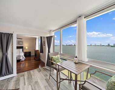 301 Lake Shore Drive - Photo Thumbnail 23