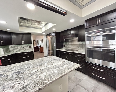 18775 N 94th Avenue - Photo Thumbnail 17