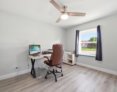 5635 Lake George Place - Photo Thumbnail 19