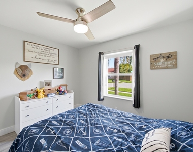 5635 Lake George Place - Photo Thumbnail 22