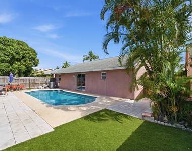 5635 Lake George Place - Photo Thumbnail 26
