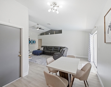 5635 Lake George Place - Photo Thumbnail 11