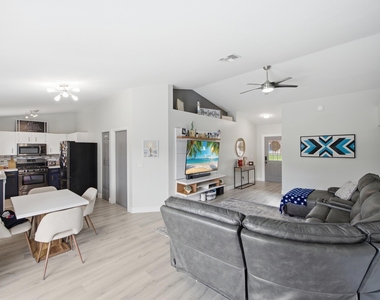 5635 Lake George Place - Photo Thumbnail 9