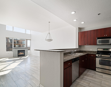17 W Vernon Avenue - Photo Thumbnail 5