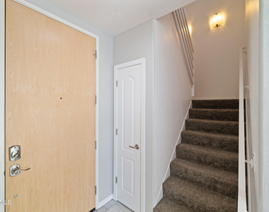 17 W Vernon Avenue - Photo Thumbnail 14