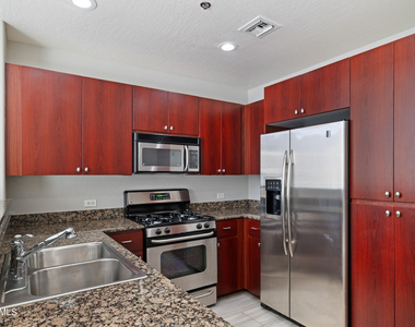 17 W Vernon Avenue - Photo Thumbnail 7