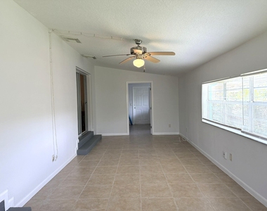 1115 Hernando Street - Photo Thumbnail 12
