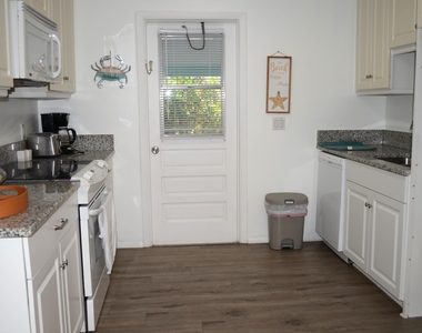 1115 Hernando Street - Photo Thumbnail 6