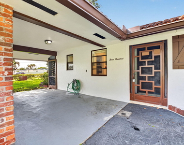 300 Nw 42nd Street - Photo Thumbnail 24