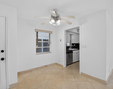 300 Nw 42nd Street - Photo Thumbnail 30