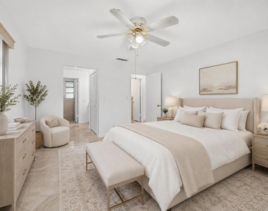 300 Nw 42nd Street - Photo Thumbnail 8