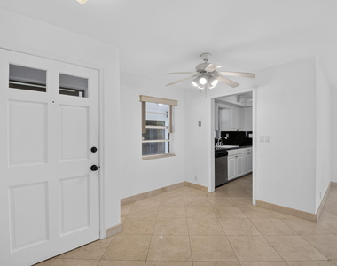 300 Nw 42nd Street - Photo Thumbnail 26