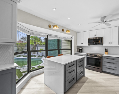 13400 Bedford Mews Court - Photo Thumbnail 19