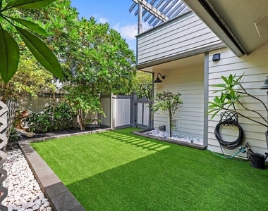 13400 Bedford Mews Court - Photo Thumbnail 3