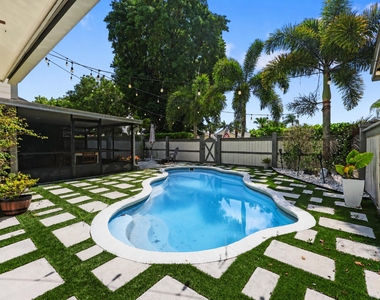 13400 Bedford Mews Court - Photo Thumbnail 37