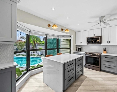 13400 Bedford Mews Court - Photo Thumbnail 21