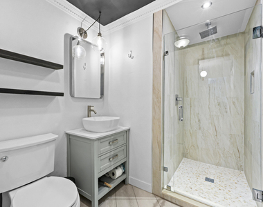 13400 Bedford Mews Court - Photo Thumbnail 7