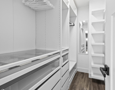 13400 Bedford Mews Court - Photo Thumbnail 47