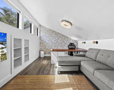 13400 Bedford Mews Court - Photo Thumbnail 38