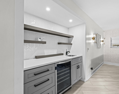 13400 Bedford Mews Court - Photo Thumbnail 9