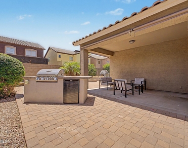731 W Mesquite Tree Lane - Photo Thumbnail 31