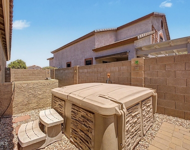 731 W Mesquite Tree Lane - Photo Thumbnail 32