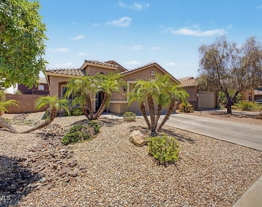 731 W Mesquite Tree Lane - Photo Thumbnail 1
