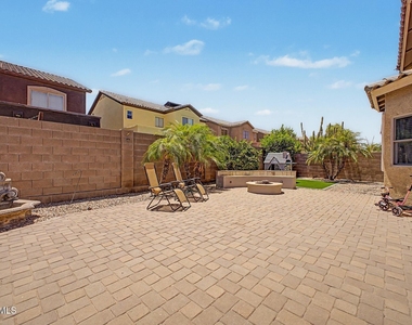 731 W Mesquite Tree Lane - Photo Thumbnail 27