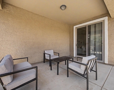 731 W Mesquite Tree Lane - Photo Thumbnail 26