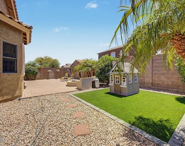 731 W Mesquite Tree Lane - Photo Thumbnail 29